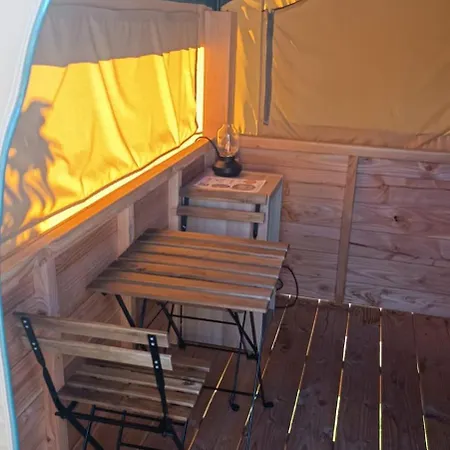 Camping Le Jalinier Onlycamp Buis-les-Baronnies Exterior photo